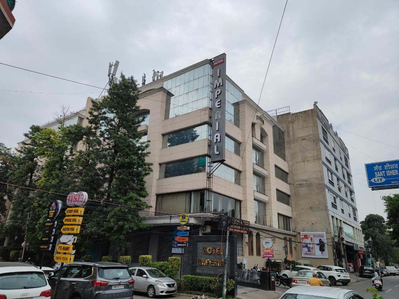 Hotel Imperial Executive Ludhiana Exterior foto