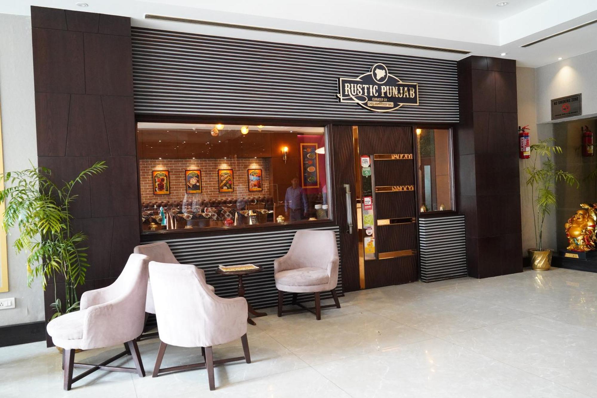 Hotel Imperial Executive Ludhiana Exterior foto